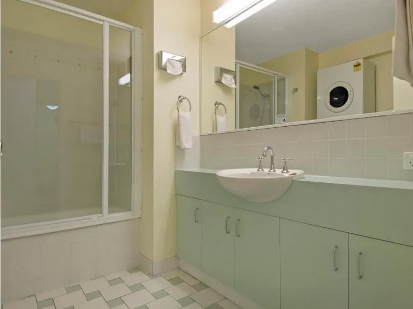 Aparthotel Cheltenham Apartments Caloundra