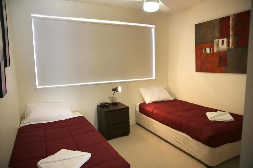 Cheltenham Apartments Caloundra